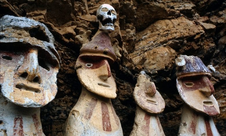 Chachapoyas, Incas ed i Moai