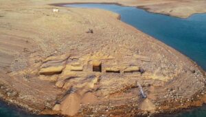 Iraq riemerge una città di 3.400 anni fa per la siccità del fiume Tigri